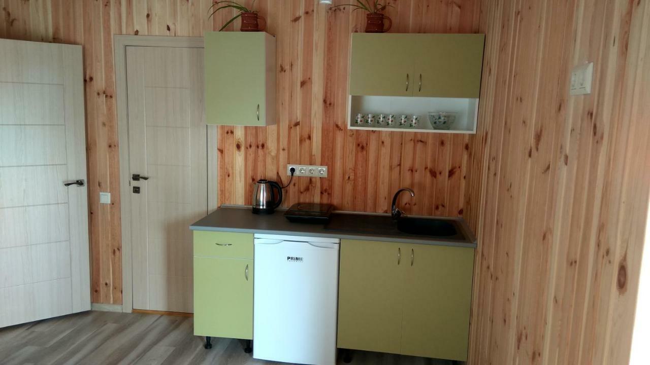 Eco House Hotel Chernomorsk Exterior photo