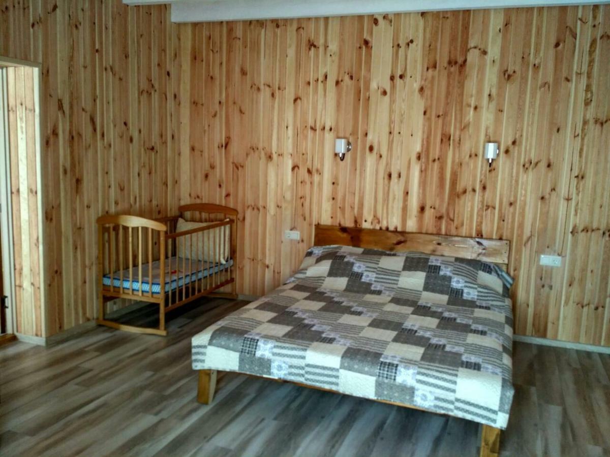 Eco House Hotel Chernomorsk Exterior photo