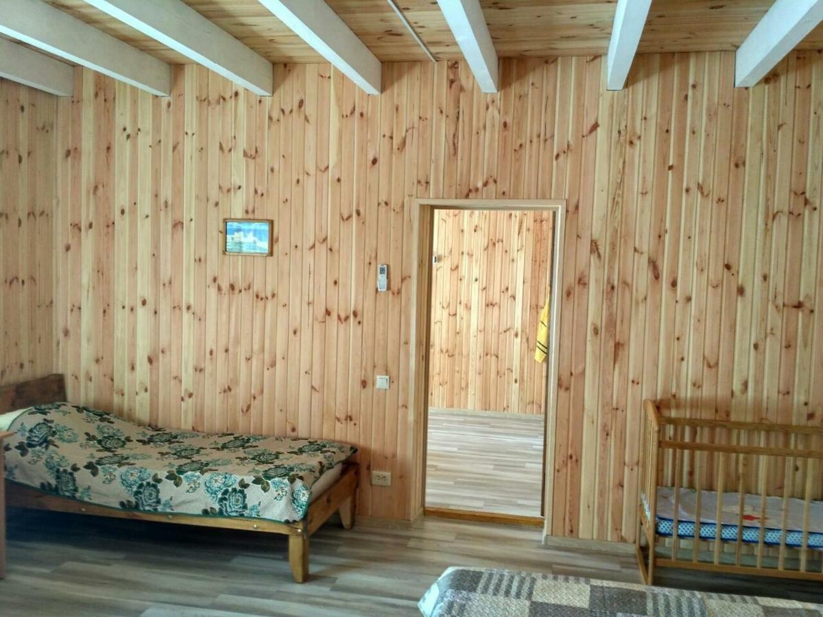Eco House Hotel Chernomorsk Exterior photo