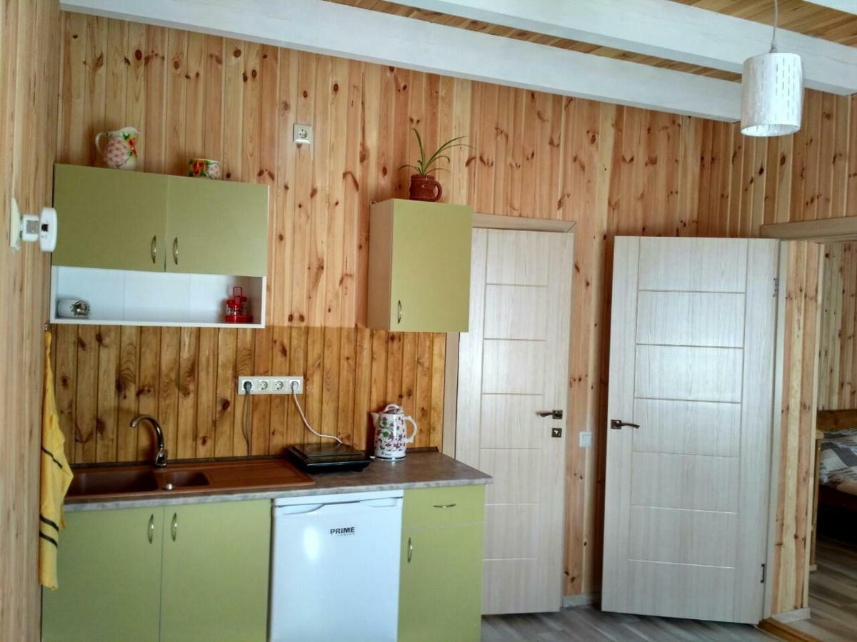 Eco House Hotel Chernomorsk Exterior photo